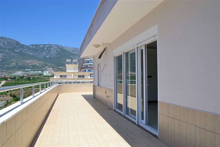 شقة دوبلكس باطلالة بحرية في ماهموت لار