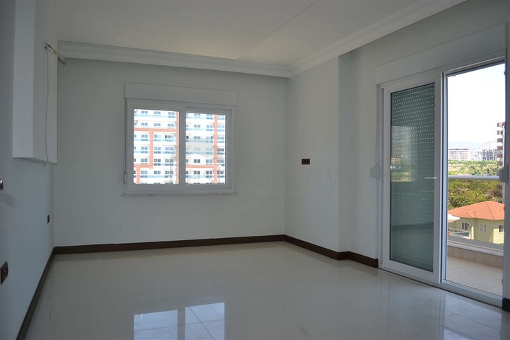 شقة دوبلكس باطلالة بحرية في ماهموت لار