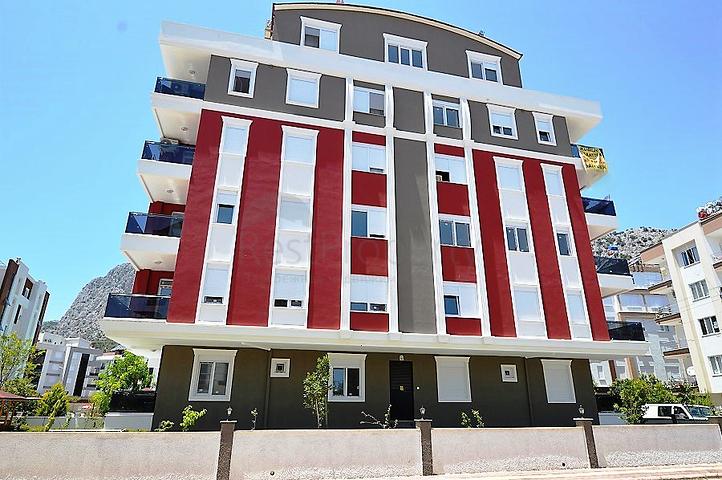 شقة 1+1 في كونيالتي - انطاليا