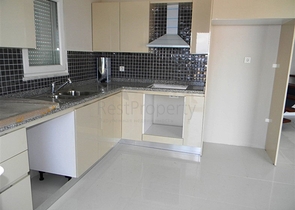 فيلا فاخرة على البحر