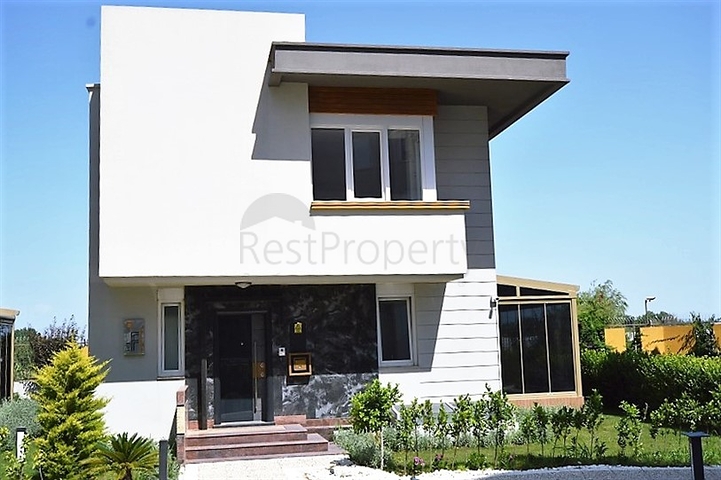 فيلا مستقلة في لارا - انطاليا