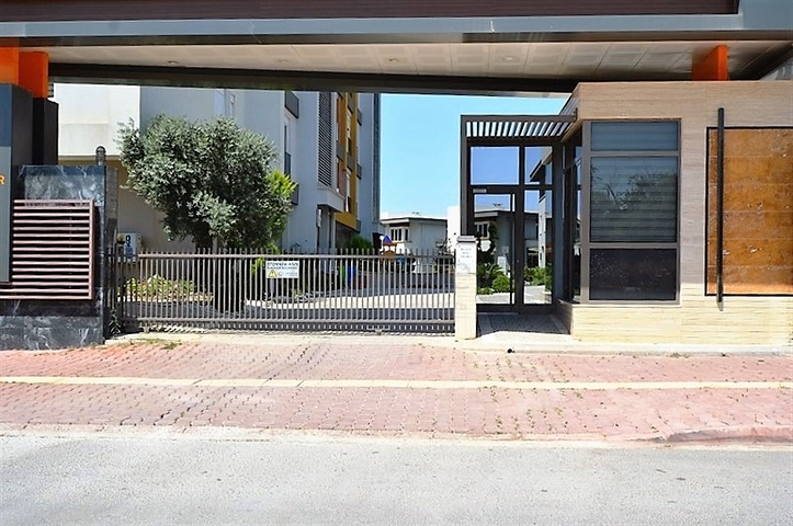 فيلا مستقلة في لارا - انطاليا