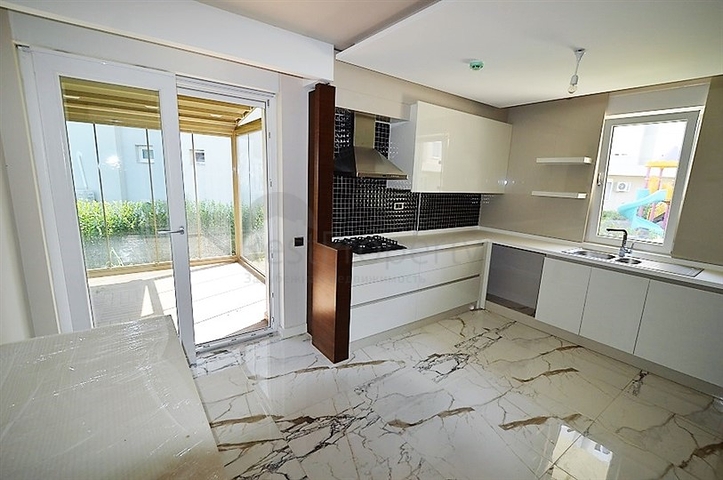 فيلا مستقلة في لارا - انطاليا