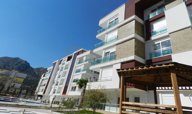 شقة غرفتين نوم و صالة في كونيالتي - انطاليا