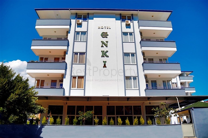 اوتيل اربع نجوم في وسط الانيا