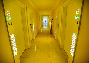 اوتيل اربع نجوم في وسط الانيا