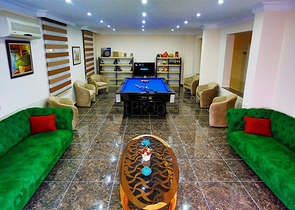 اوتيل اربع نجوم في وسط الانيا