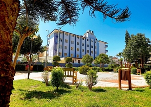 اوتيل اربع نجوم في وسط الانيا