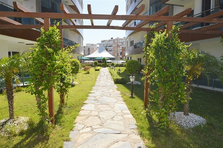 شقة فاخرة في مجمع مميز في انطاليا