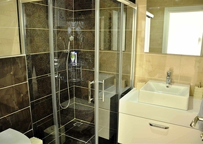 مشروع عصري حديث الانشاء في كاستل - الانيا