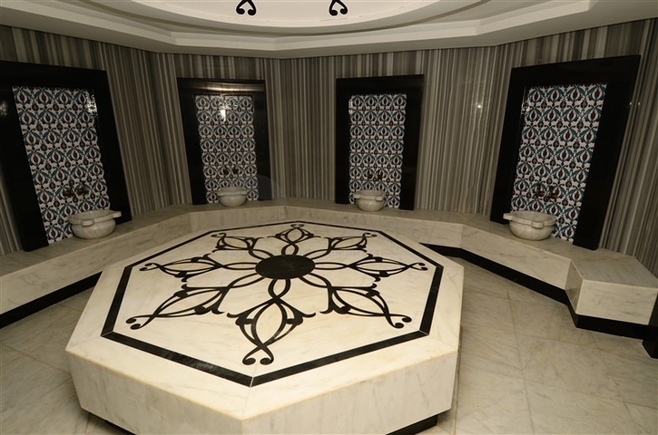 شقة غرفة و صالة للايجار في مجمع عصري 