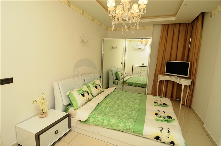 شقق على شاطئ البحر