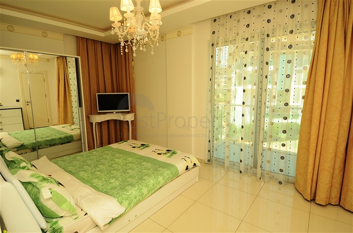 شقق على شاطئ البحر