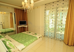 شقق على شاطئ البحر