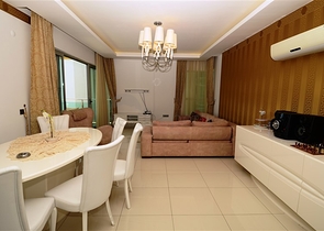 شقق على شاطئ البحر