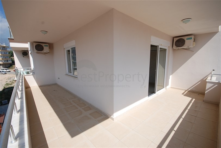 شقة غرفة و صالة  بسعر ممتاز في الانيا