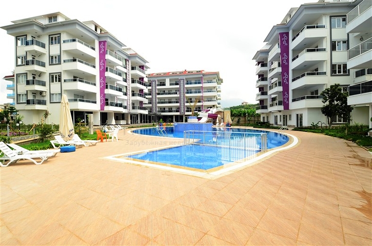 شقة في مجمع مميز في  كاستل الانيا