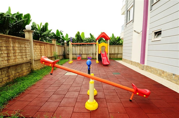 شقة في مجمع مميز في  كاستل الانيا