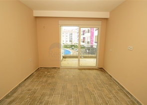 شقة في مجمع مميز في  كاستل الانيا