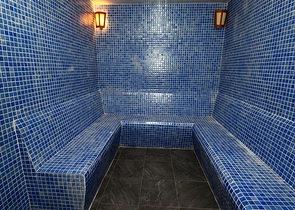 شقة في مجمع مميز في  كاستل الانيا