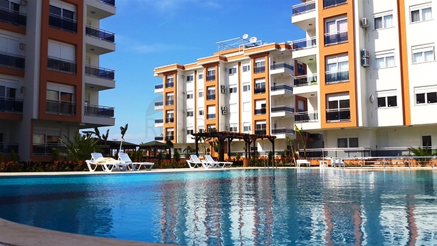 شقة غرقتين و صالة في انطاليا