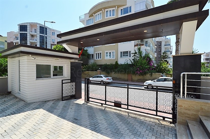 شقة غرفتين و صالة مفروشة في انطاليا