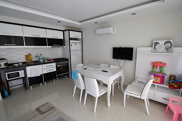 شقة غرفتين و صالة مفروشة في انطاليا