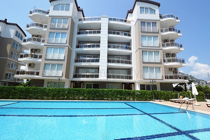 شقة غرفتين و صالة مفروشة في انطاليا