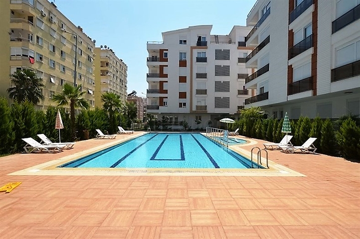 دوبلكس ثلاثة غرف نوم في كونيالتي - انطاليا