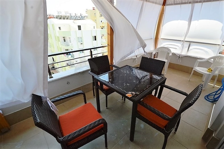 دوبلكس ثلاثة غرف نوم في كونيالتي - انطاليا