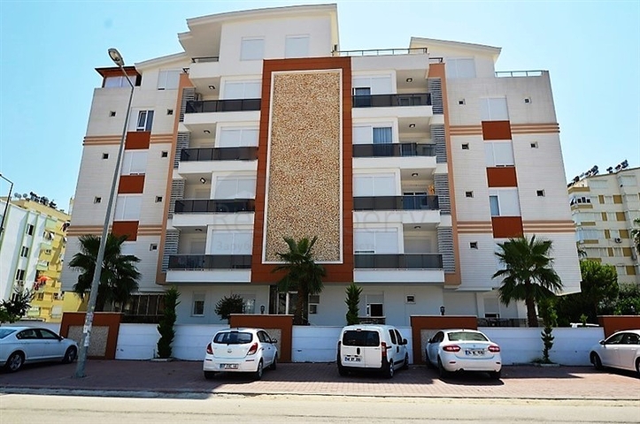 دوبلكس ثلاثة غرف نوم في كونيالتي - انطاليا