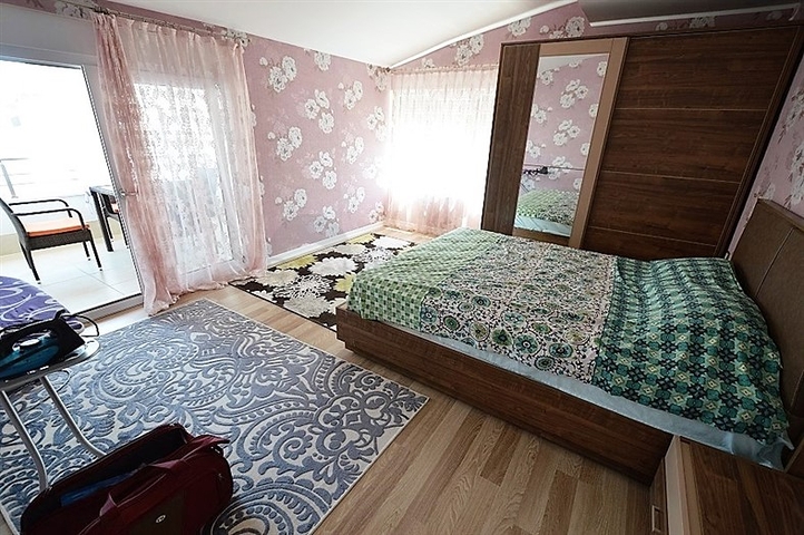 دوبلكس ثلاثة غرف نوم في كونيالتي - انطاليا