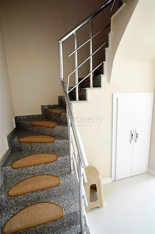 دوبلكس ثلاثة غرف نوم في كونيالتي - انطاليا