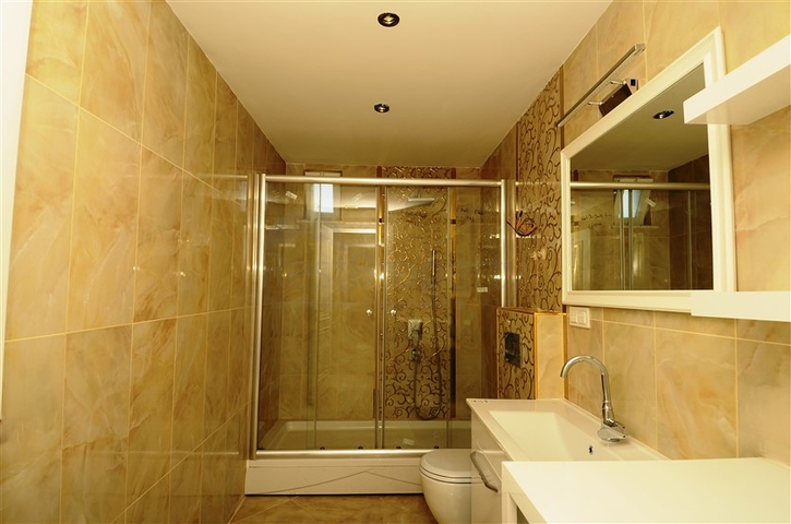 مجمع عصري في كاستل 