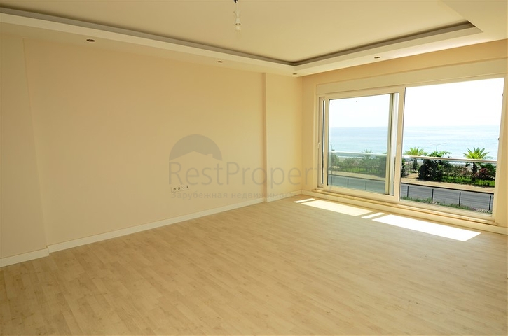 مجمع عصري في كاستل 