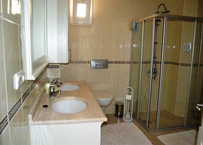 فيلا باطلالة رائعة في كارجي جاك - الانيا