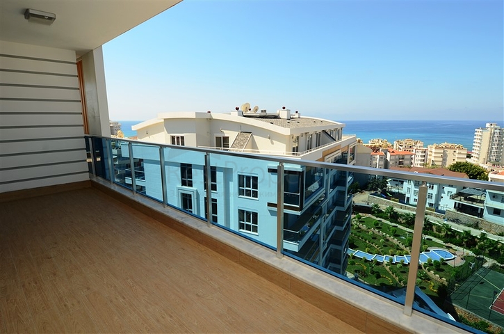 شقة دوبلكس باطلالة على البحر في توسمور - الانيا