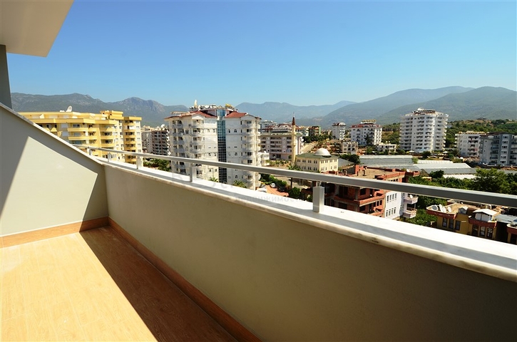 شقة دوبلكس باطلالة على البحر في توسمور - الانيا