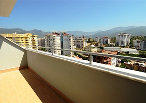 شقة دوبلكس باطلالة على البحر في توسمور - الانيا