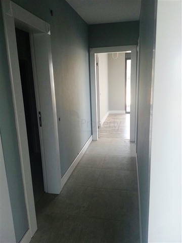 مشروع قيد الانشاء في اوبا - الانيا