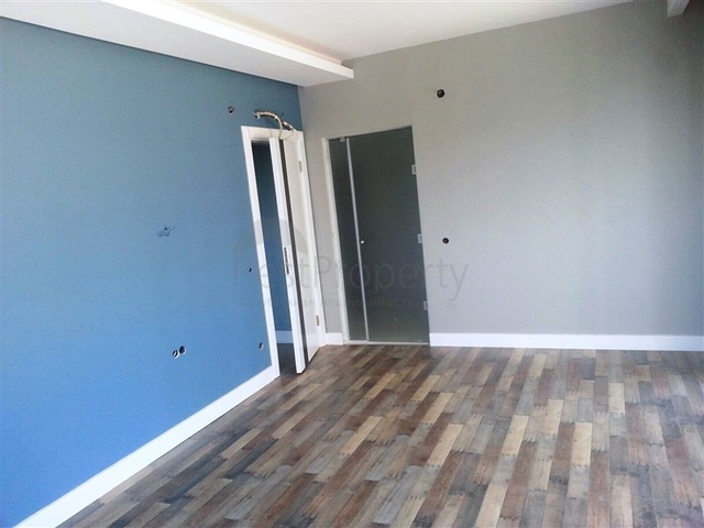 مشروع قيد الانشاء في اوبا - الانيا