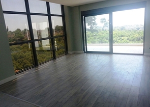 مشروع قيد الانشاء في اوبا - الانيا