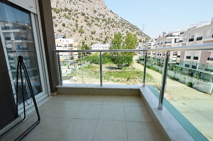 شقة مفروشة في منطقة كونيالتي - أنطاليا