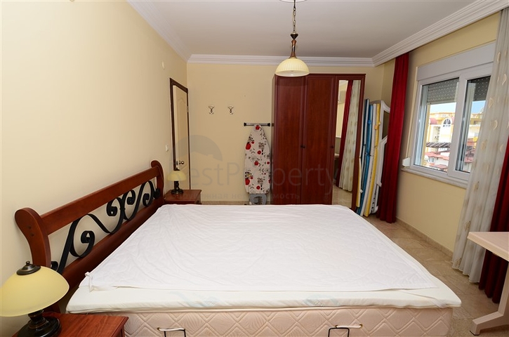 شقة واسعة ثلاثة غرف و صالة في محمودلار