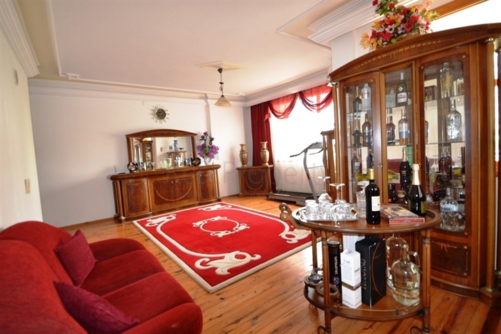 شقة واسعة في محمودلار