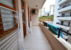 شقة واسعة في محمودلار