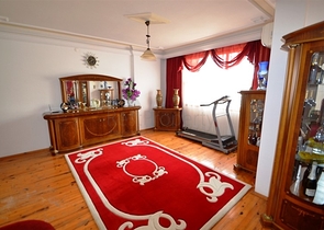 شقة واسعة في محمودلار