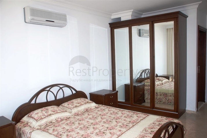 فيلا في كاش باطلالة على البحر