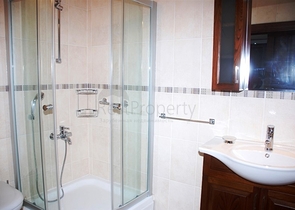 فيلا في كاش باطلالة على البحر