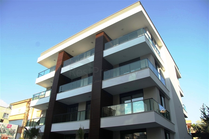 مشروع حديث قرب شاطئ كليوباترا - الانيا